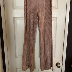 FREE PEOPLE slim pull on velvet flare pants in “champagne” size M. Like new!!